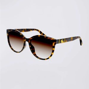 Gucci Cat-Eye GG Injected Sunglasses